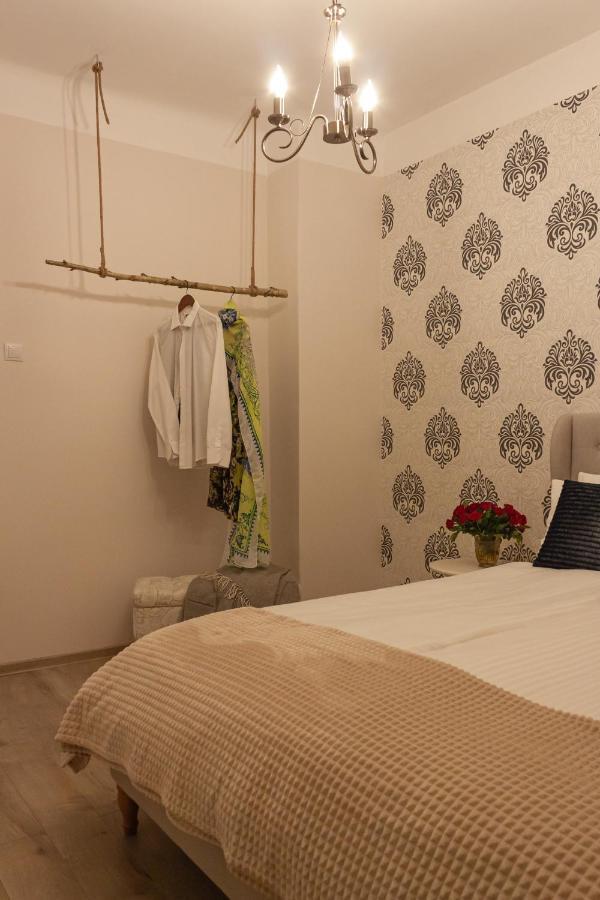 בראשוב Cozy Family Apartments מראה חיצוני תמונה