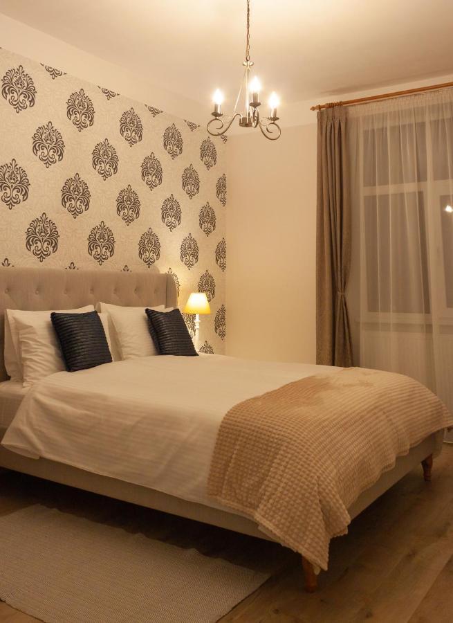 בראשוב Cozy Family Apartments מראה חיצוני תמונה